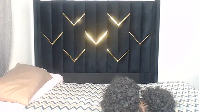EbonyPoisonCunt - LAST TIPPER DECIDES