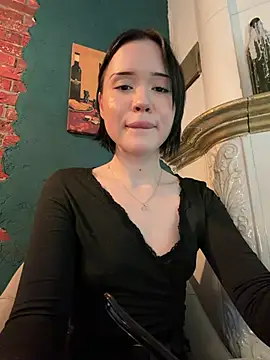 Kitty_sixseven - TAKE OFF TOP AT THE TOILET