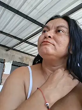Horny-Mommy-Dirty - Squirt