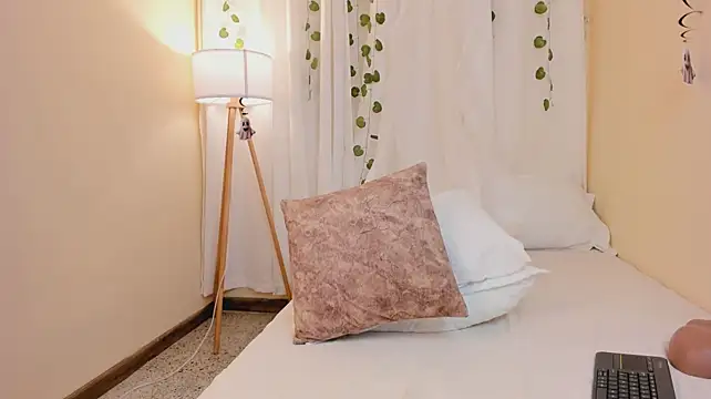 VioletaGrace - Lush control x 2 minutes