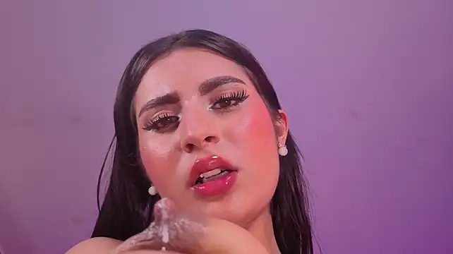 Celine_Carter - RIDE DILDO AND SPRAY MILK