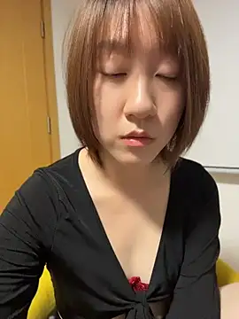 Judi-a - 买套装