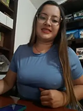 LunaDiaz999 - Explicit show in the bathroom