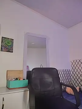 Alaska_colors7 - Fingering pussy