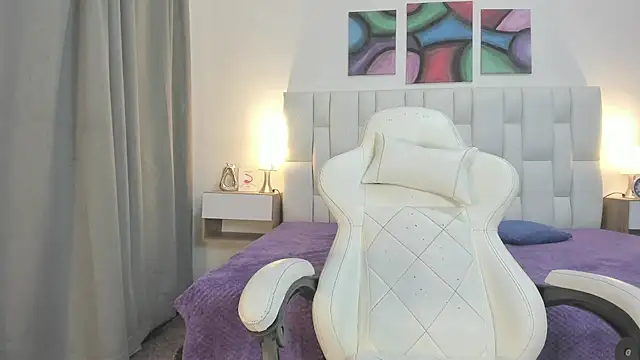 Mask_red_girl - RIDE A DILDO ANAL <3