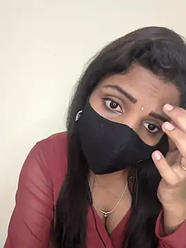 Tamil_Riya143 - Boobs oil massage show
