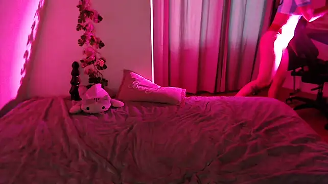 KynekoBtbf - JE ME GODE