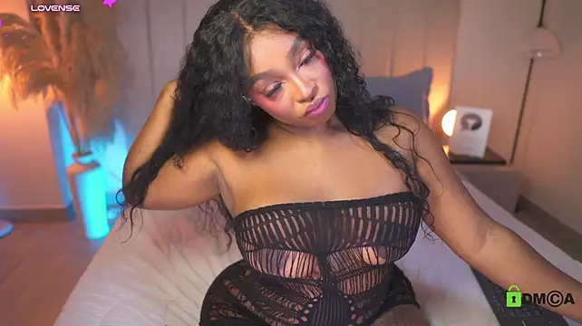 Nicoletth18 - ride In Squatillas + squirt