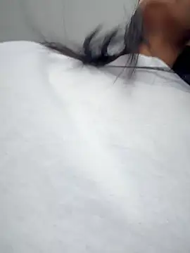 Sara-77 - 🫶🏼☺️VibrateHardInMyClit🤭