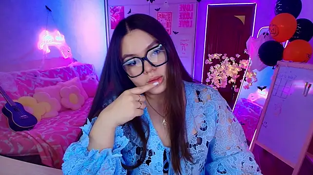 Lilialil06 - Collectible book