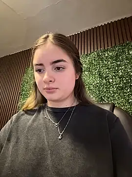 Imlindapink - zoom pussy hole 💘