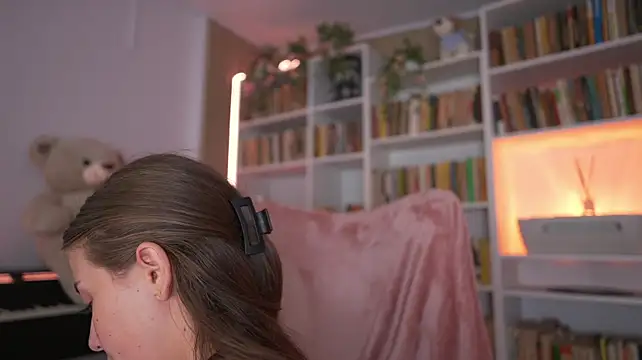 Lusyane18 - Let’s unlock a sweet surprise! 💋