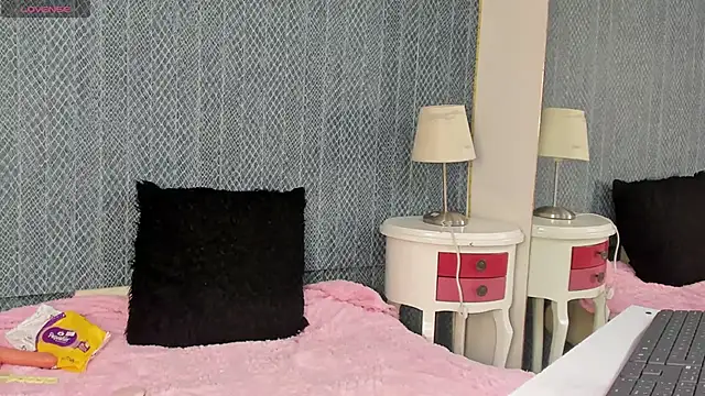 Ninanoir78