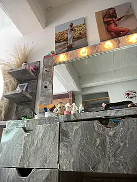 Doll_celeste20 - Squirts in shorts