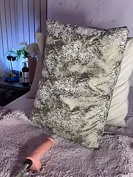 Bella_loverr - cntl domi x 3 minutes