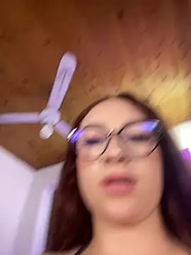 Cloe_weiss