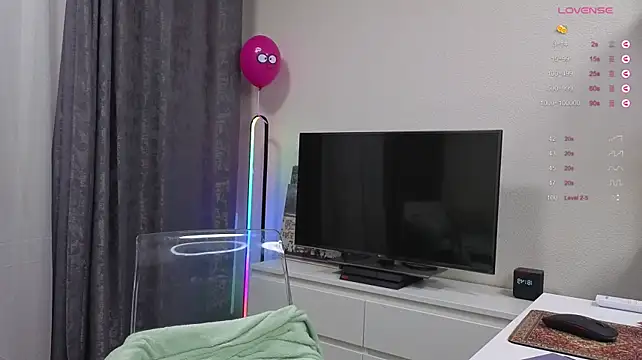 Lovly_bambi - 10 spank ass