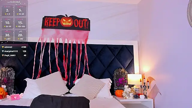 Aprillbrunette - whip my big ass in 4 🔥🥵