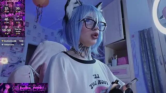 Nana_stolass - play with my tight little butt