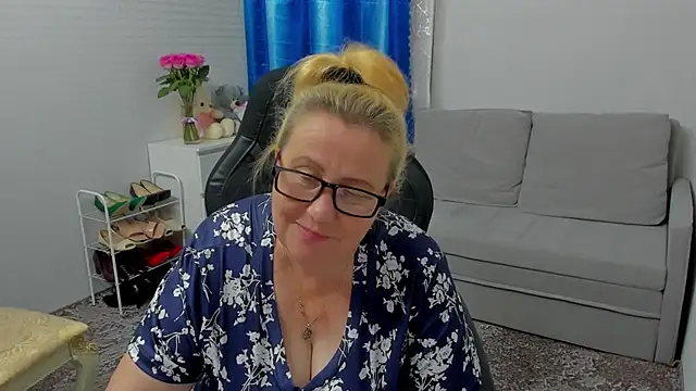 Frau_Marta - surprise
