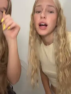 Kira_mia - KIRA MASSAGE MILA'S BOOBS😋