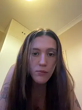 Iady - Show doggy position 1 min