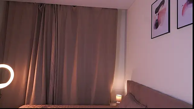 ShawnnaSimes - remove straps and tease u with boobs