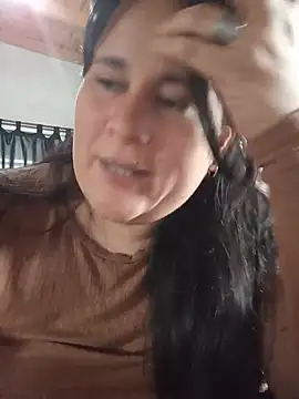 Clara_Arg - Elegí que prenda me saco 🫦