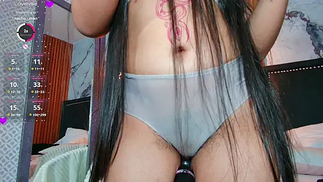 Lizza_oss - Play with my pussy until make me creamyy