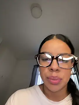 Trianawhite - Fingering ♥️