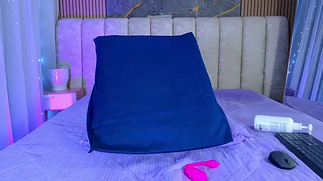 Mia_scot - Show Big Squirt