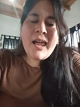 Clara_Arg - Elegí que prenda me saco 🫦
