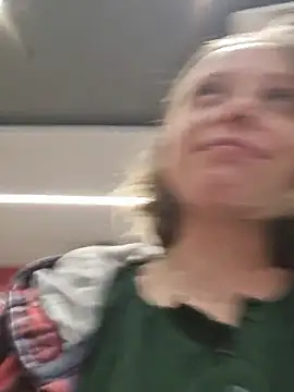 Public_Katrisha - Flash my boobs