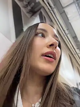 ICrazyOneIRL - 😱SHOW SOAKING WET PANTIES TO STRANGER!