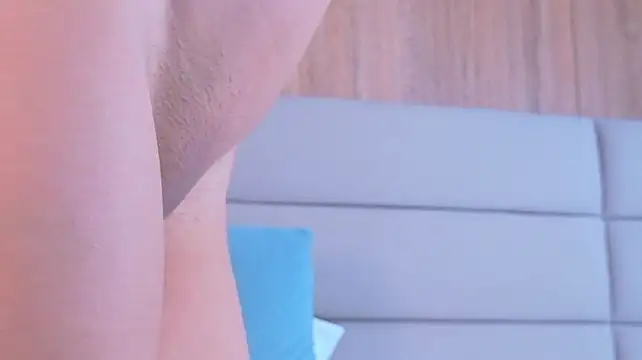 ZoehAngel - 5 Spanks from Someone Special 😈