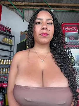Serena_willow - suck tits