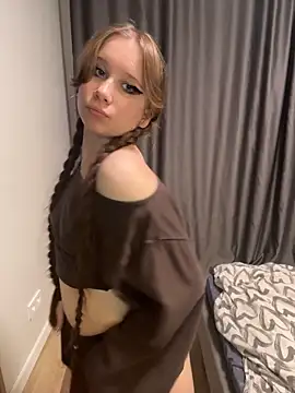 SweetieKitty1 - Sexy play with my ass & squize butt