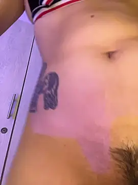 RedHotTeaseXXX - SPREAD PUSSY CLOSE UP