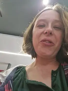 Public_Katrisha - Flash my boobs