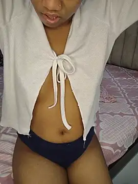 Mini-cutie - Boobs and oil show