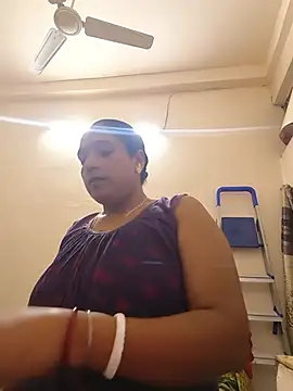 Sexy-Konika
