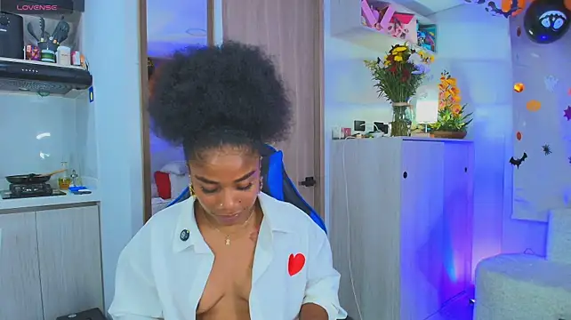 SilvannaFitt - booty tease close up and spank it