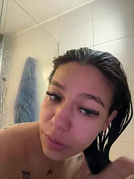 Alyshanon18