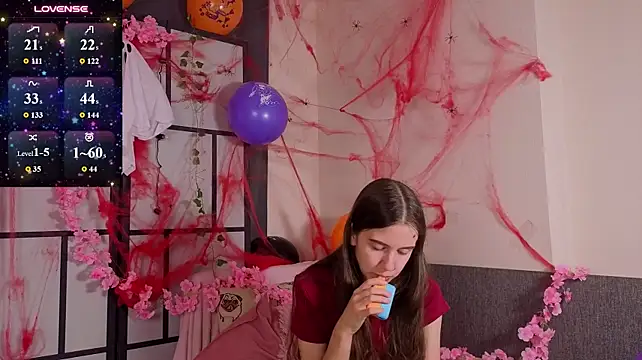 MyrtaMcclaney - massage tits under top