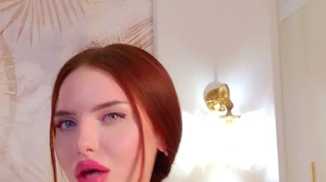 Anje_Coxx - spank ass with paddle