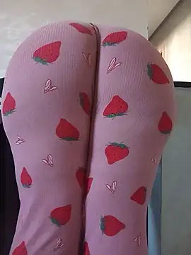 Lily_sx - أحط إصبع طيزي ❤️🍑