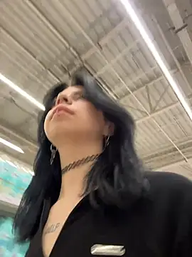 LishuMeow - NO TOP UNDER MY COAT IN GROCERY STORE