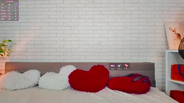 NovaBlissss - doggy+shake ass and spank with whip