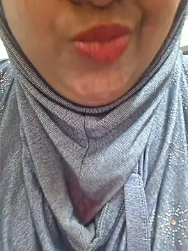 Tamilfathima - Boob milk show