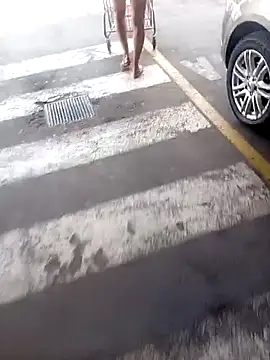 Casalinsaciavel30 - Boquete na rua
